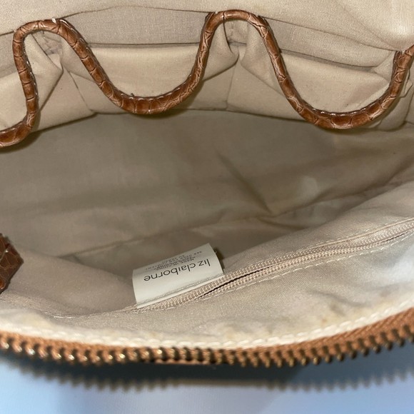 Liz Claiborne hobo vintage bag  15” wide  Leather straps - Picture 4 of 16